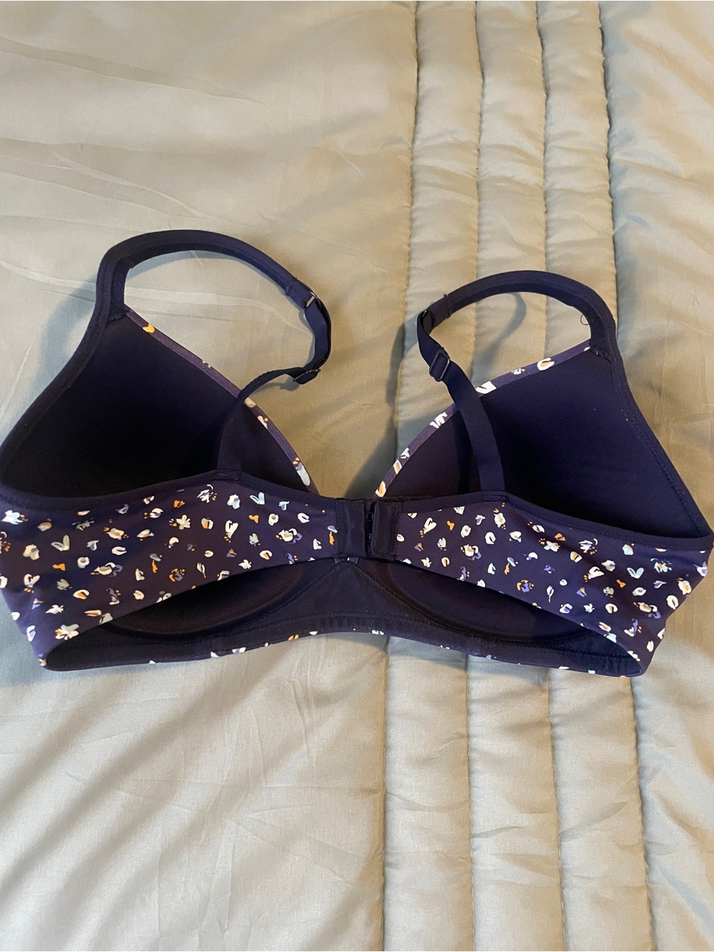 Warner’s Women's Navy Floral T-Shirt Bra size 34C - Picture 4 of 5
